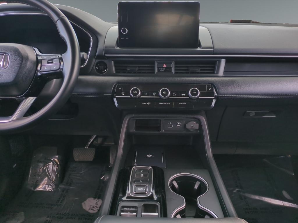 used 2024 Honda Pilot car, priced at $39,090