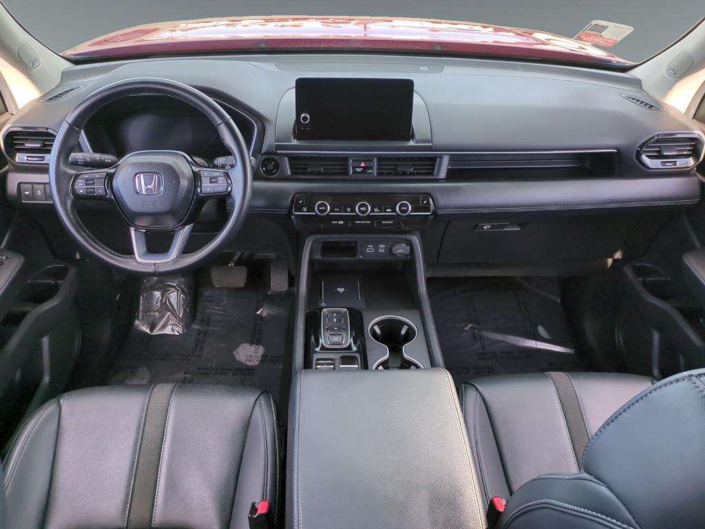 used 2024 Honda Pilot car, priced at $39,090