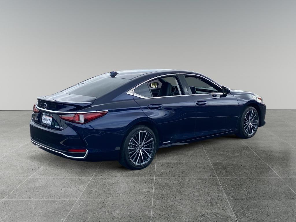 used 2022 Lexus ES 300h car, priced at $26,585