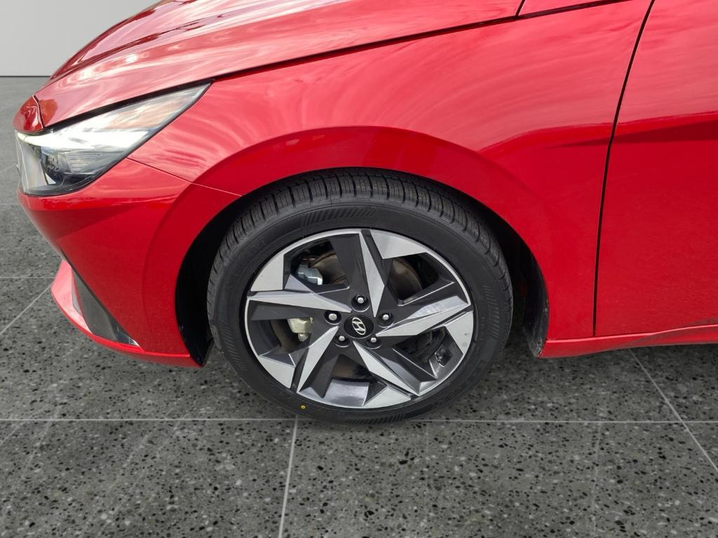 used 2022 Hyundai Elantra car