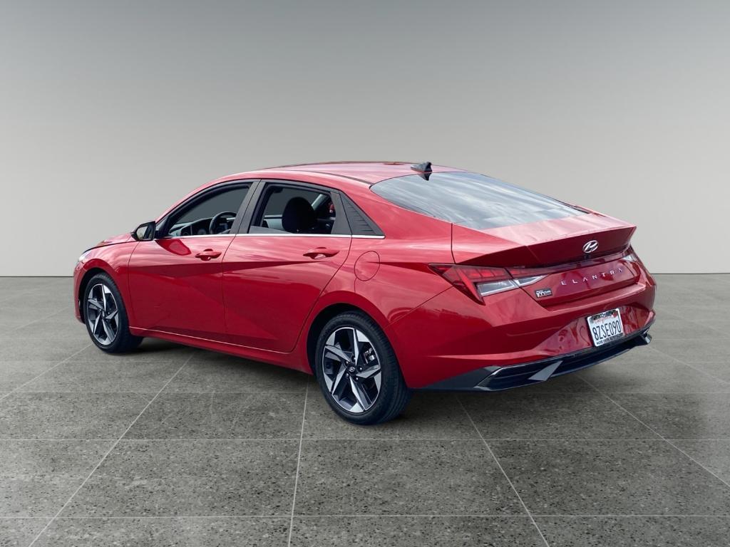 used 2022 Hyundai Elantra car