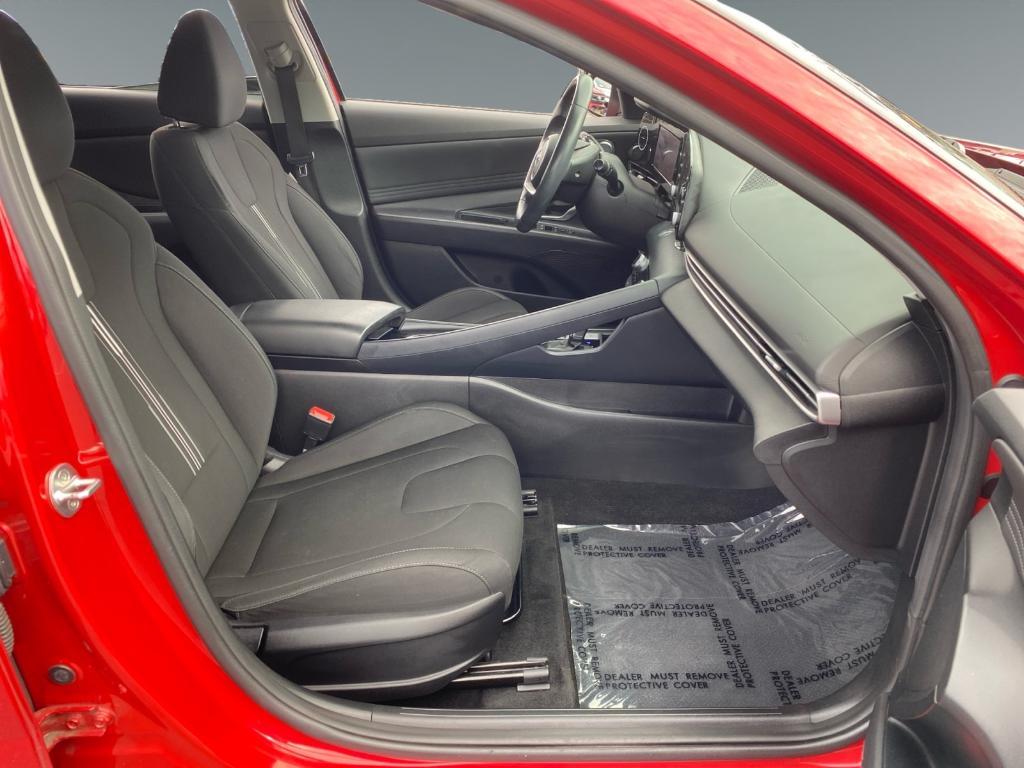 used 2022 Hyundai Elantra car