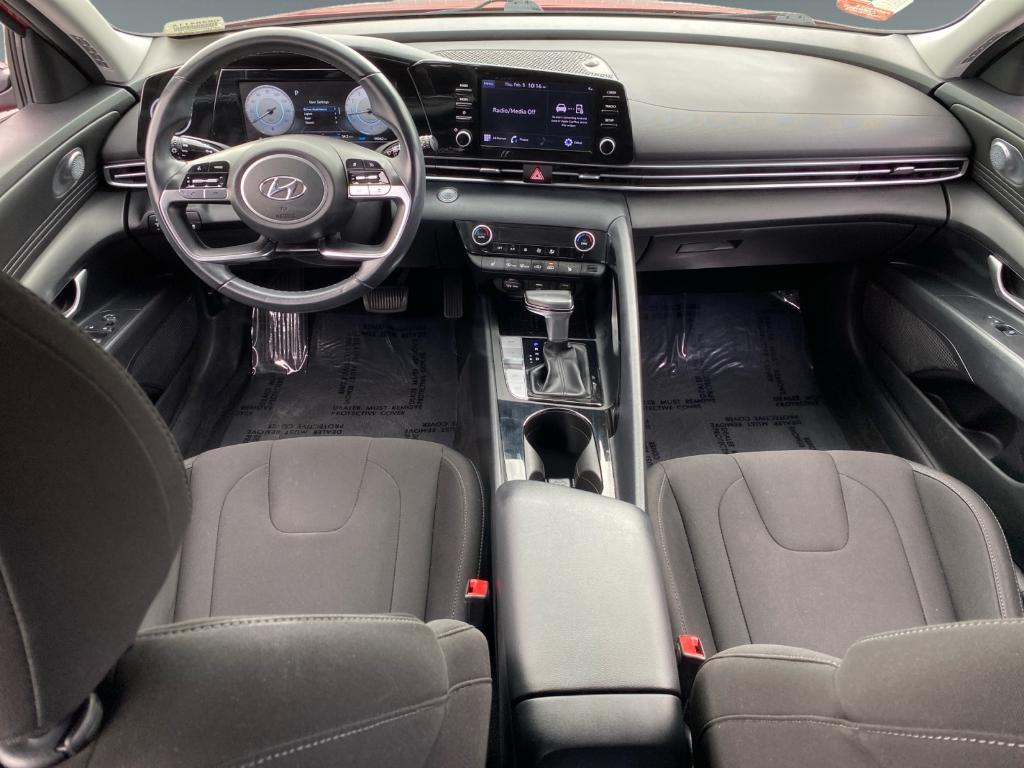 used 2022 Hyundai Elantra car