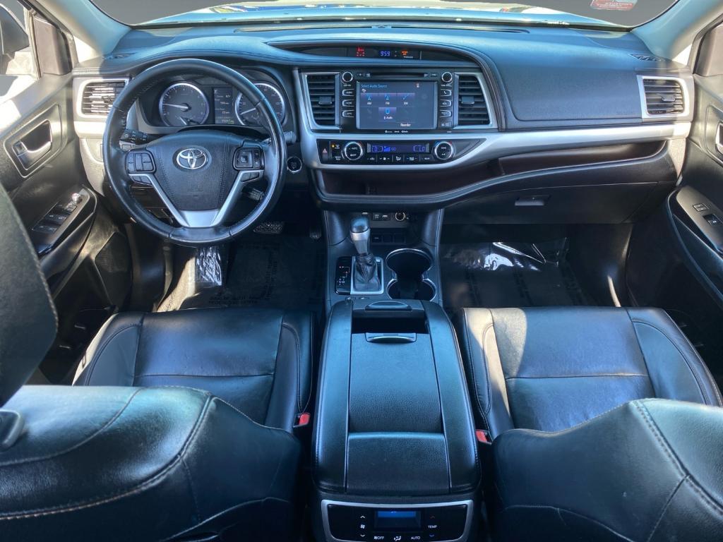 used 2019 Toyota Highlander car, priced at $24,683