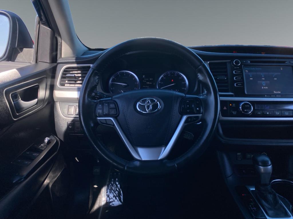 used 2019 Toyota Highlander car, priced at $24,683