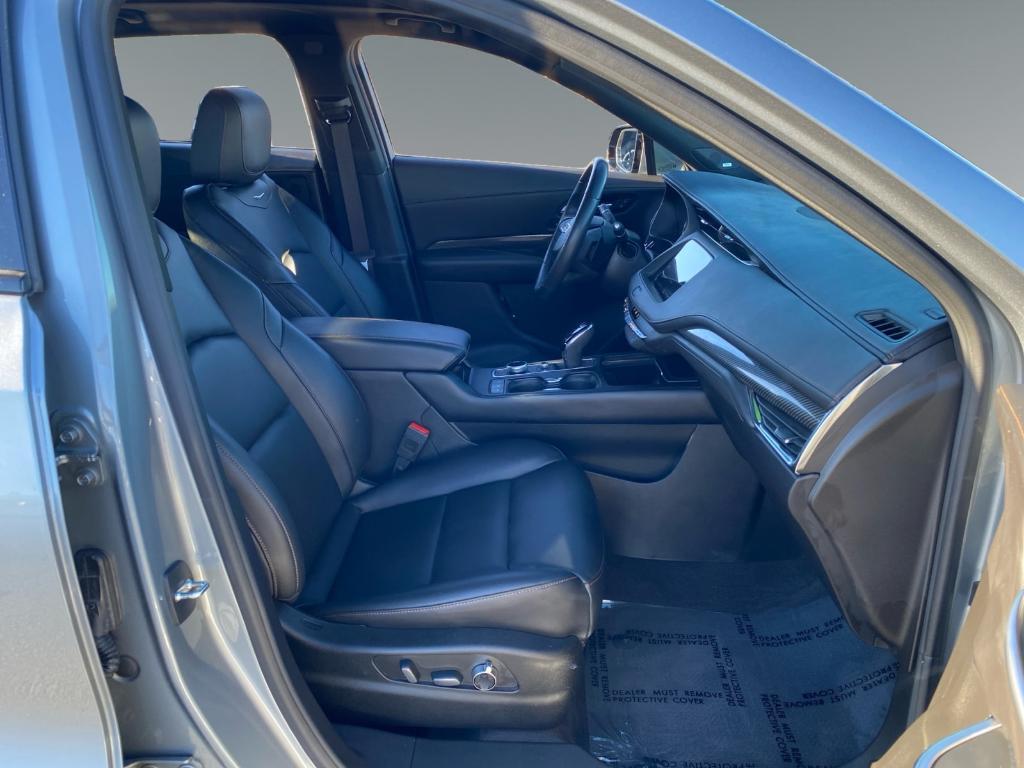 used 2023 Cadillac XT4 car