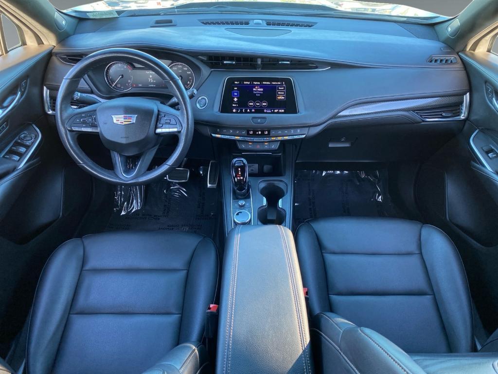 used 2023 Cadillac XT4 car