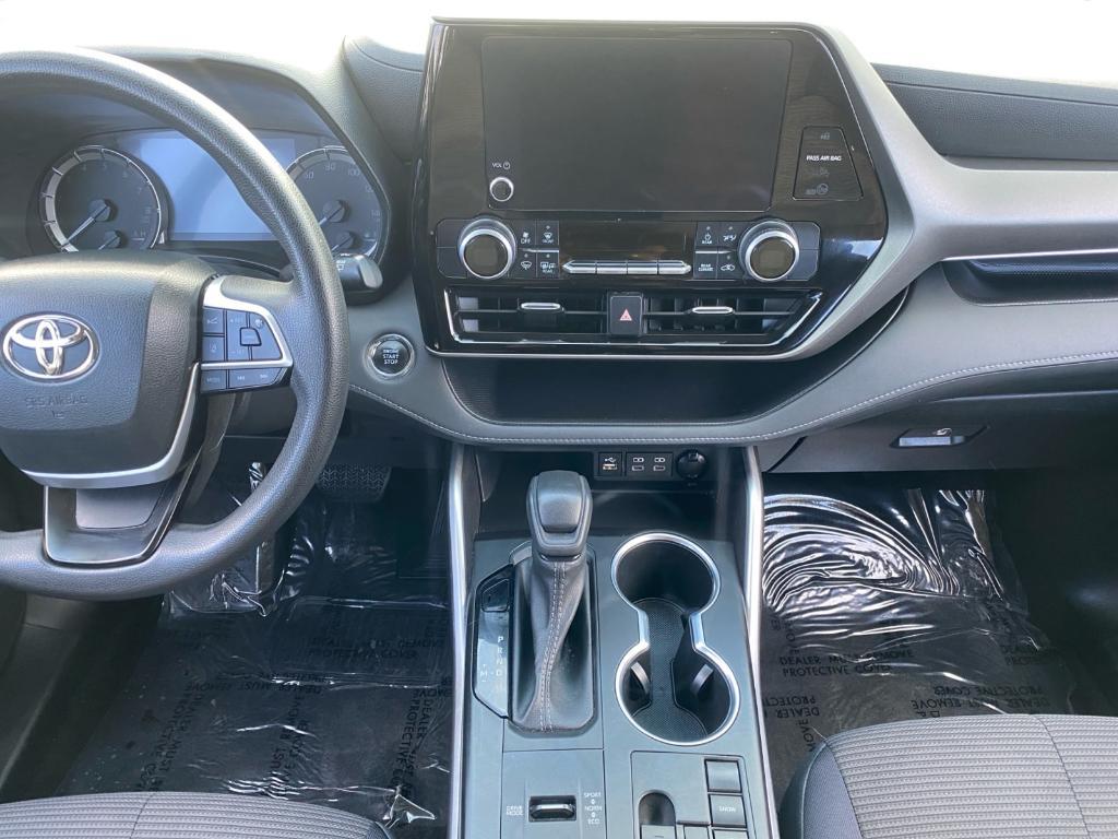 used 2023 Toyota Highlander car, priced at $30,706