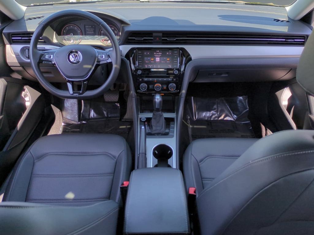 used 2022 Volkswagen Passat car