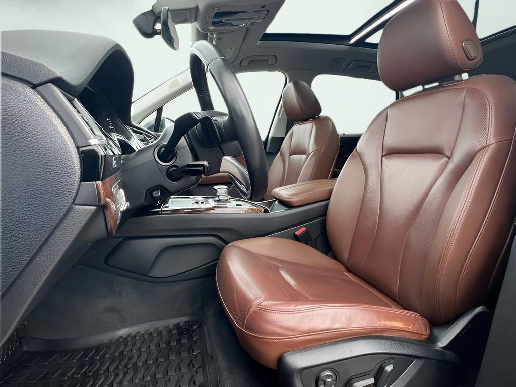 used 2019 Audi Q7 car, priced at $13,496