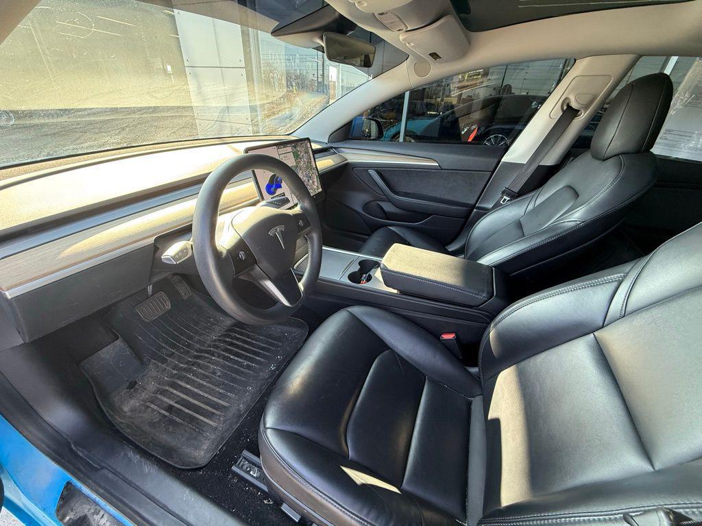 used 2021 Tesla Model 3 car, priced at $22,500