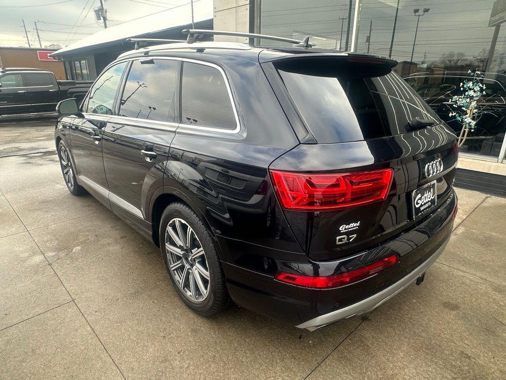 used 2017 Audi Q7 car, priced at $15,500