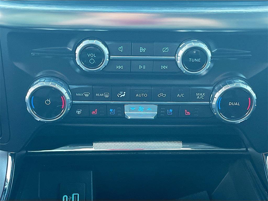 used 2023 Ford F-150 car, priced at $41,000