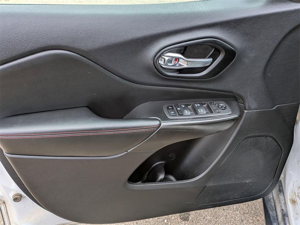 used 2022 Jeep Cherokee car, priced at $20,500