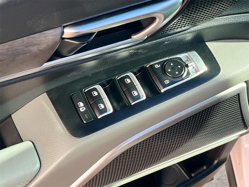 used 2024 Kia Telluride car, priced at $34,200