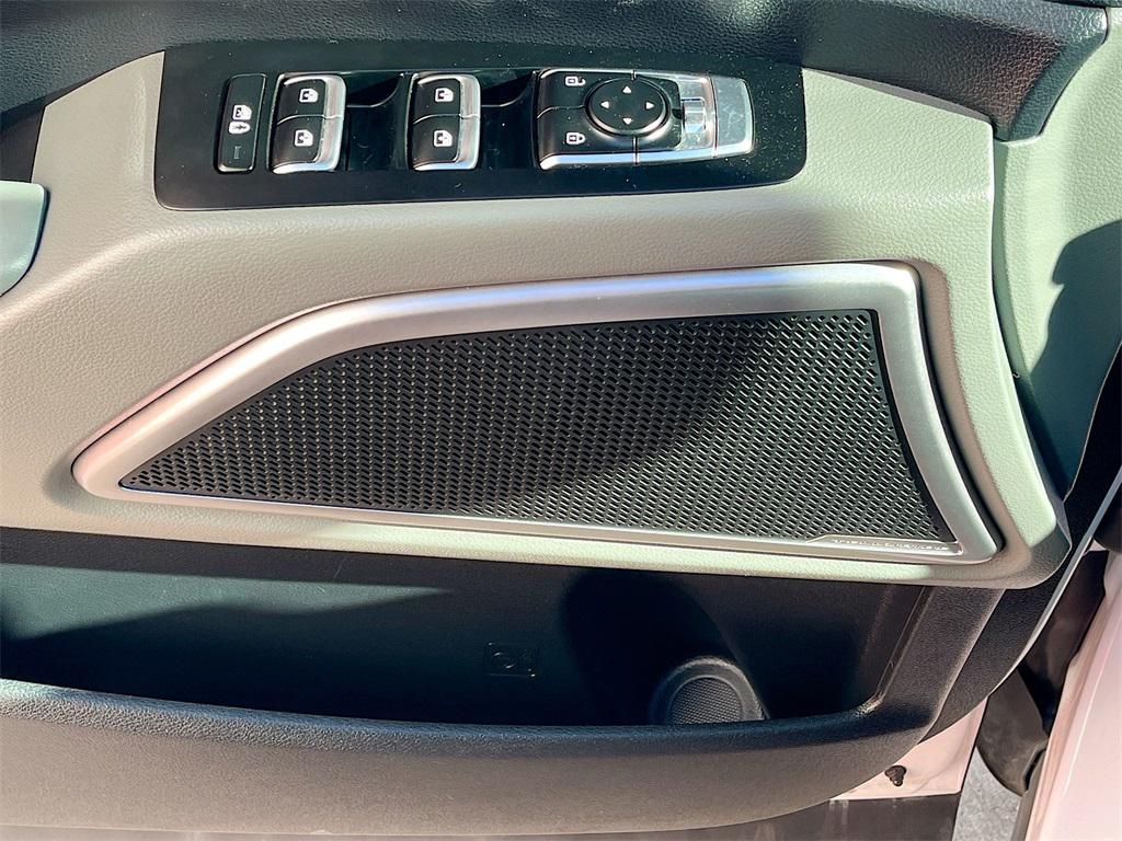 used 2024 Kia Telluride car, priced at $34,200