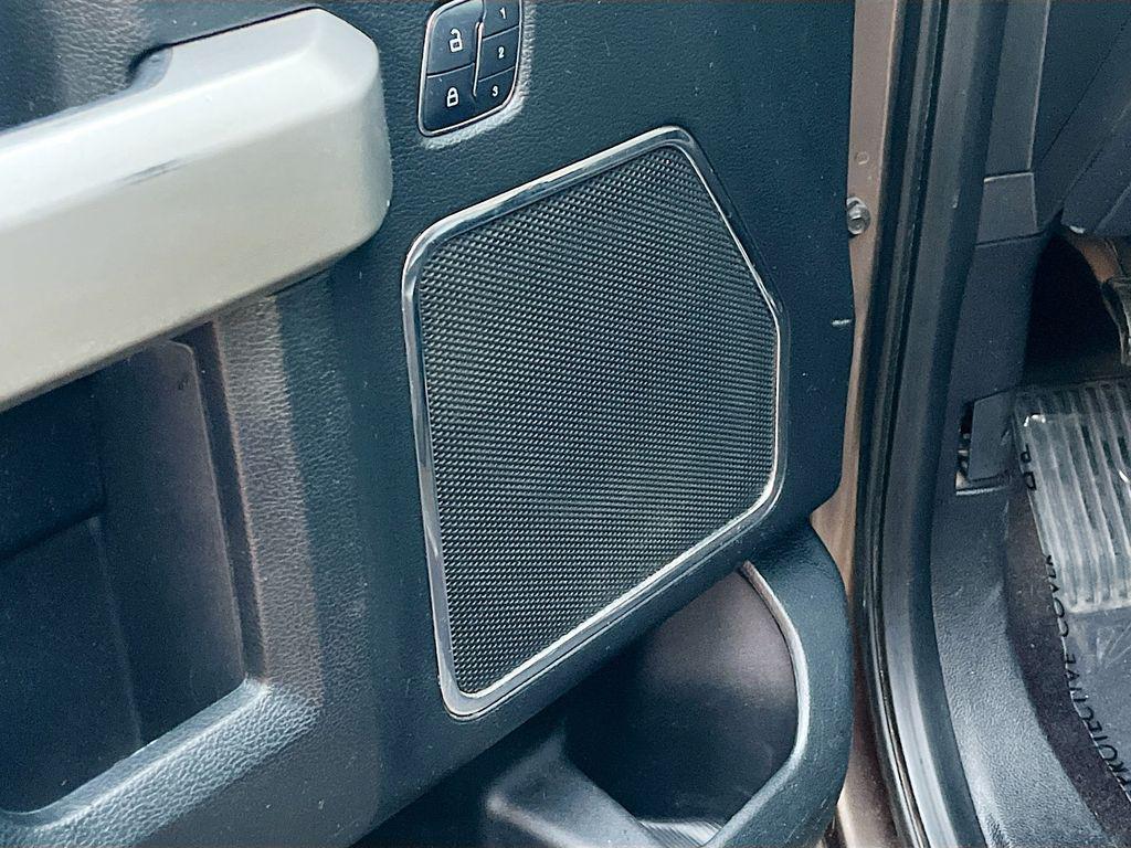 used 2016 Ford F-150 car, priced at $22,400