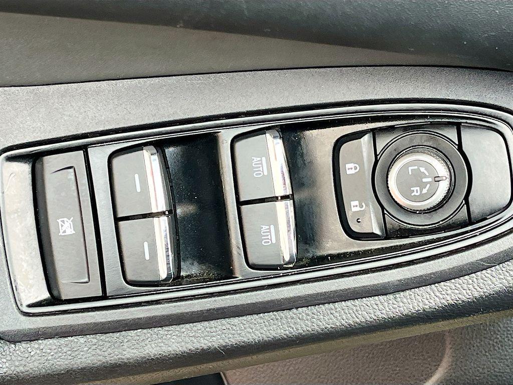 used 2024 Subaru Ascent car, priced at $27,600
