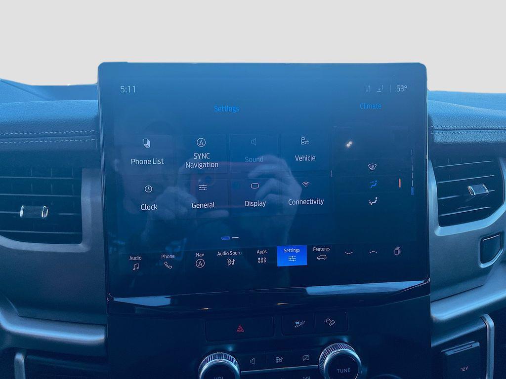 used 2022 Ford Expedition car, priced at $35,000