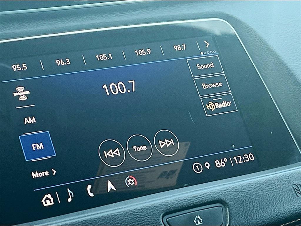 used 2021 Cadillac XT4 car, priced at $22,500