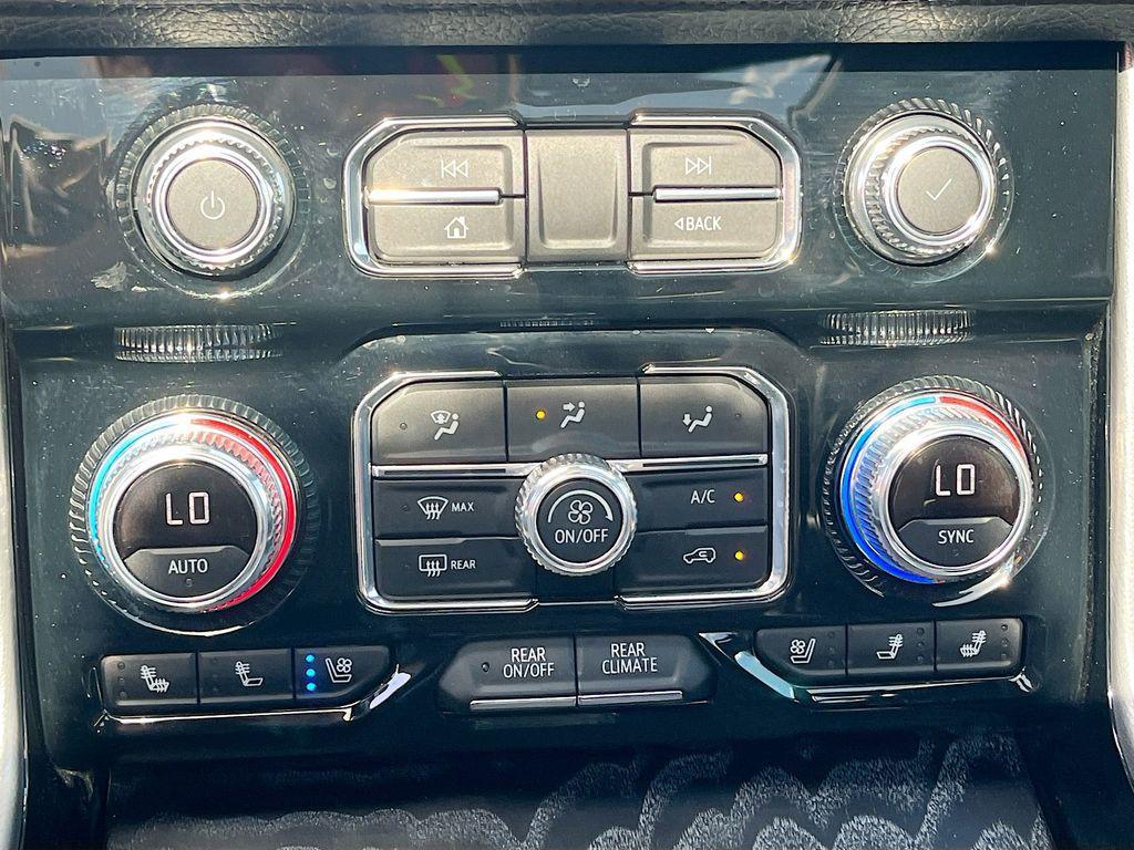 used 2024 GMC Yukon XL car, priced at $63,200