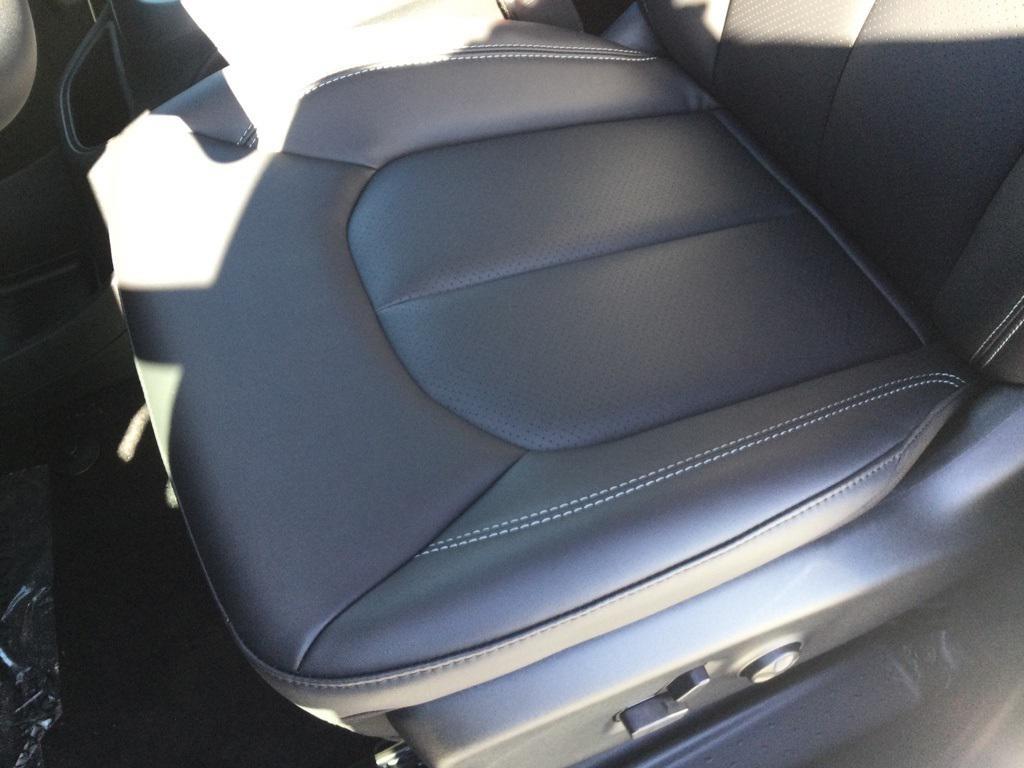 new 2026 Chrysler Pacifica car, priced at $43,565