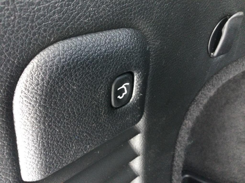 used 2021 Jeep Grand Cherokee car, priced at $31,590