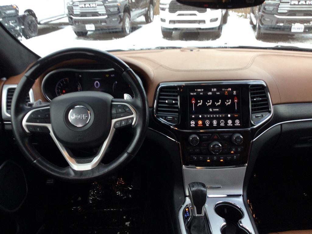 used 2021 Jeep Grand Cherokee car, priced at $31,590