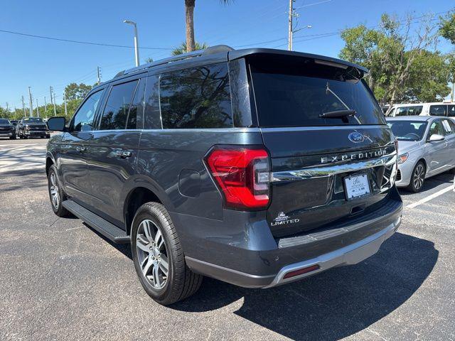 used 2024 Ford Expedition car, priced at $42,386