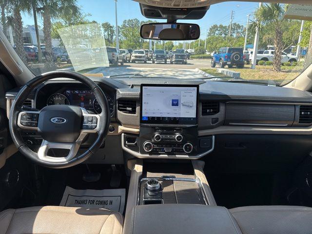 used 2024 Ford Expedition car, priced at $42,386