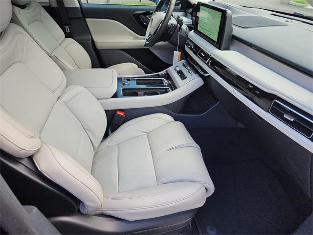 new 2025 Lincoln Aviator car, priced at $75,965