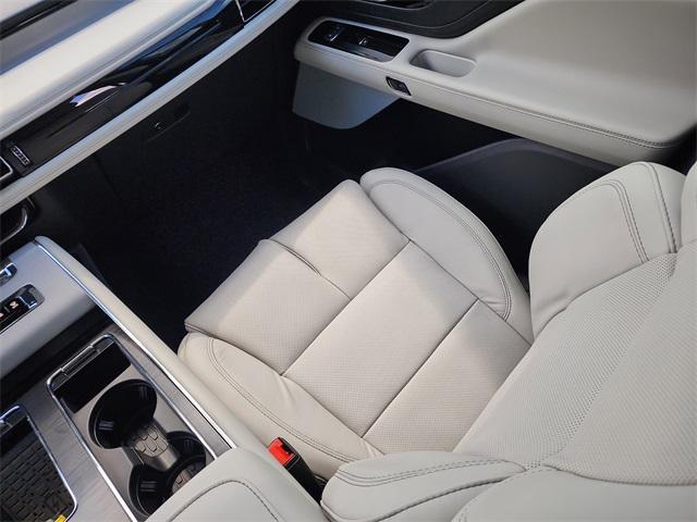 new 2025 Lincoln Aviator car, priced at $75,965