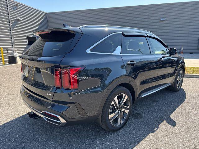 used 2024 Kia Sorento Hybrid car, priced at $30,578