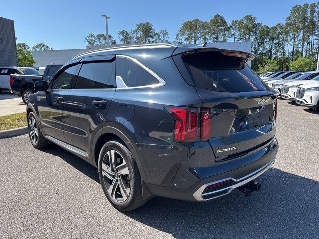used 2024 Kia Sorento Hybrid car, priced at $30,578