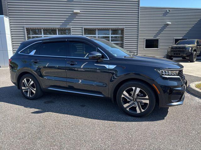 used 2024 Kia Sorento Hybrid car, priced at $30,578