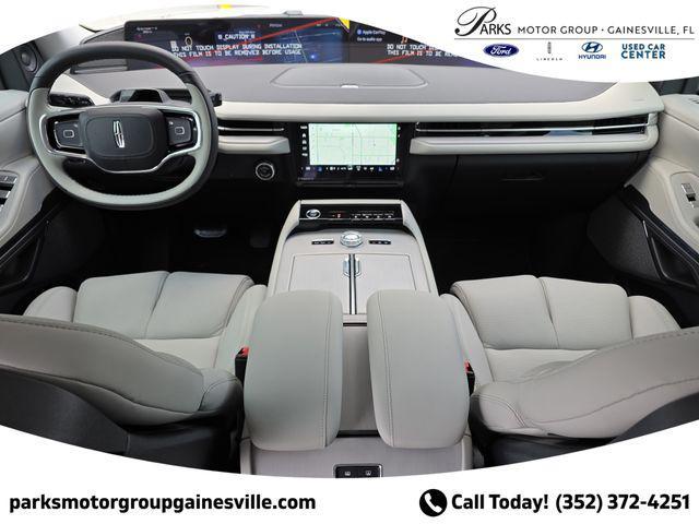new 2025 Lincoln Navigator car, priced at $99,240