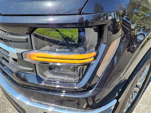 new 2025 Ford F-150 car, priced at $51,352