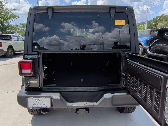 used 2021 Jeep Wrangler Unlimited car, priced at $27,458