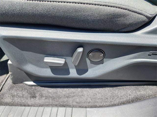 new 2025 Ford F-150 car, priced at $58,922