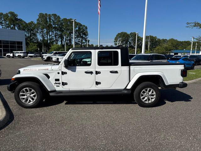 used 2023 Jeep Gladiator car, priced at $33,674