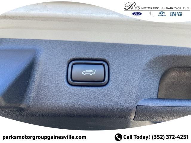 used 2024 Hyundai Palisade car, priced at $34,595