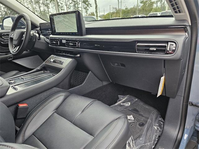 new 2025 Lincoln Aviator car, priced at $81,450