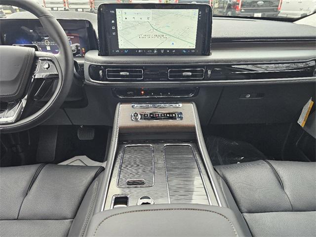 new 2025 Lincoln Aviator car, priced at $81,450