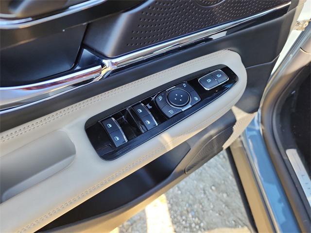 new 2025 Lincoln Corsair car, priced at $52,550