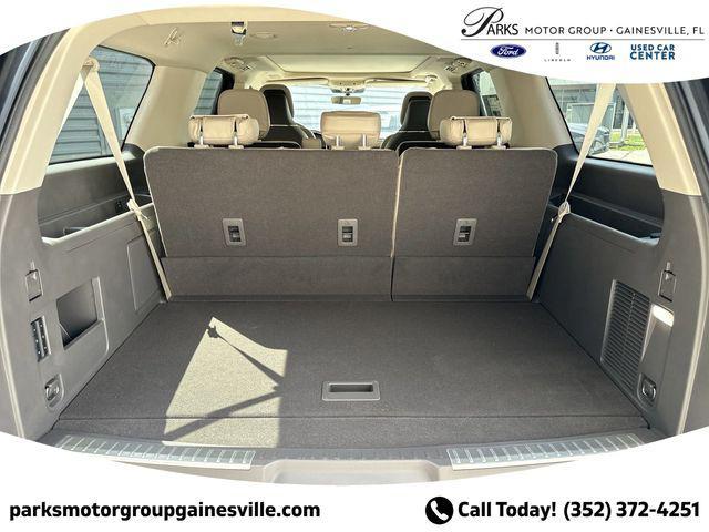 new 2024 Lincoln Navigator car, priced at $89,992