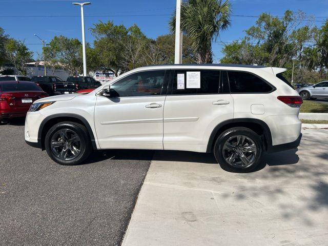 used 2017 Toyota Highlander car, priced at $17,984