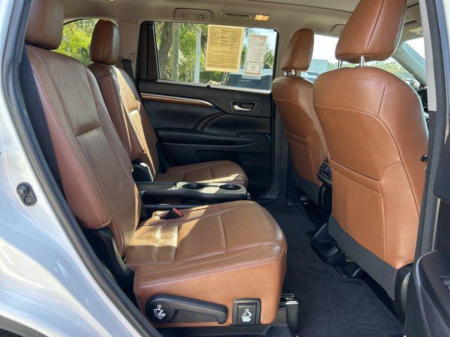used 2017 Toyota Highlander car, priced at $17,984
