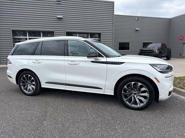 used 2023 Lincoln Aviator car, priced at $42,635