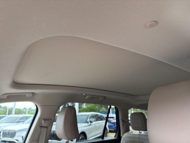 used 2023 Lincoln Aviator car, priced at $42,635
