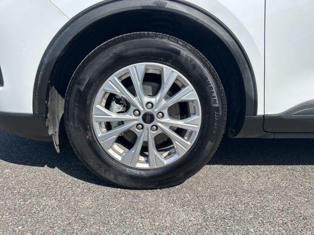 used 2024 Ford Escape car, priced at $20,844